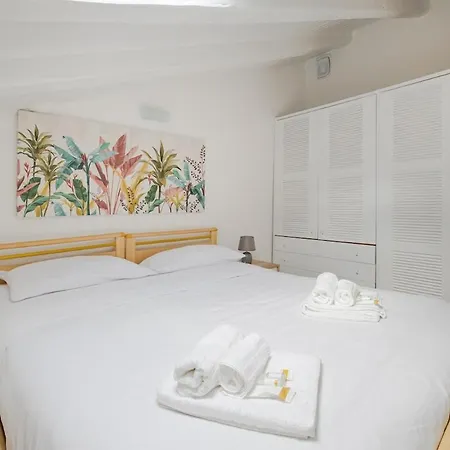 Apartamento Free Parking Center Borgo Teresiano Loft Trieste
